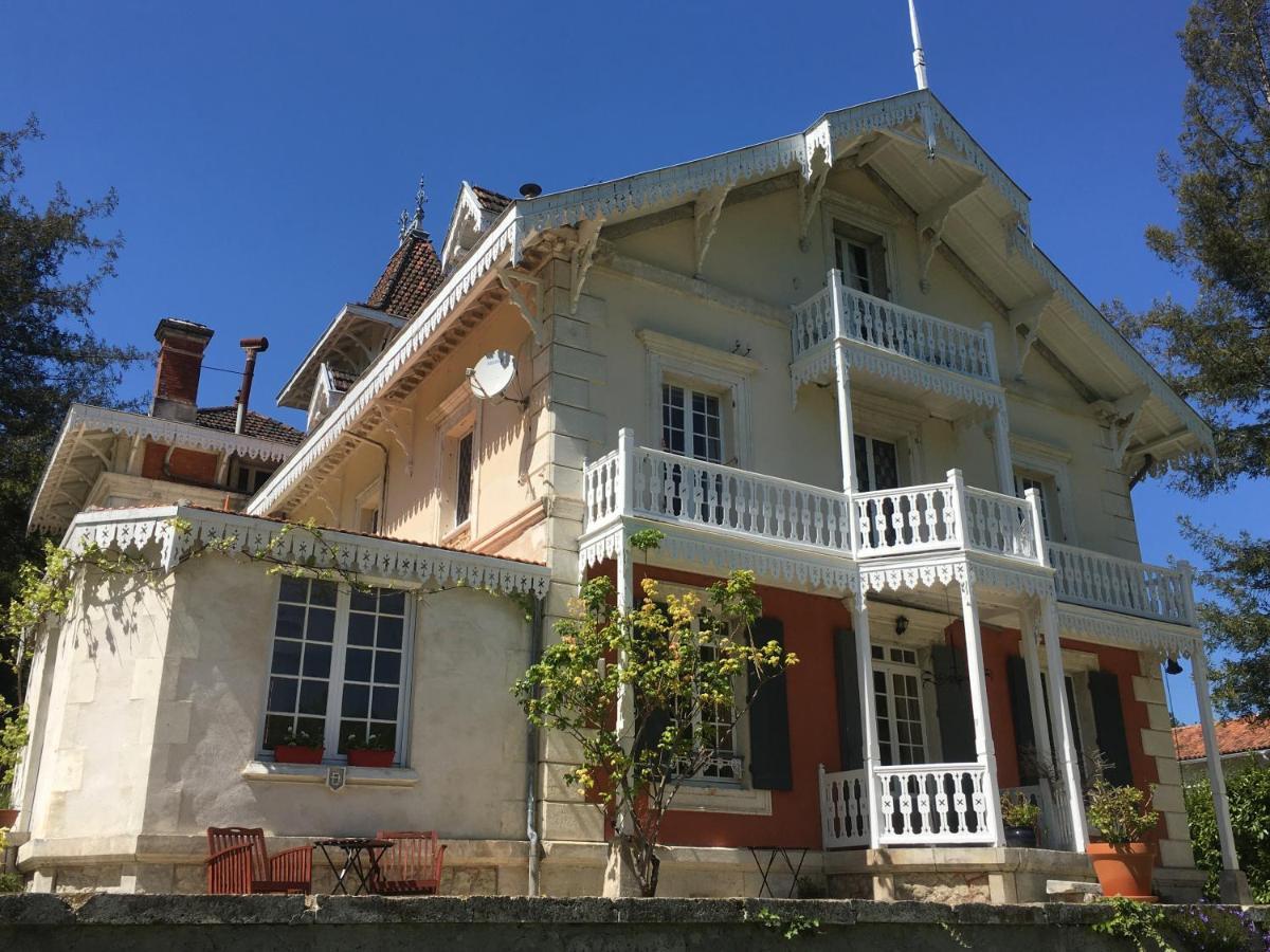 Manoir De L'Epine Bed and Breakfast Saint-Séverin Eksteriør billede