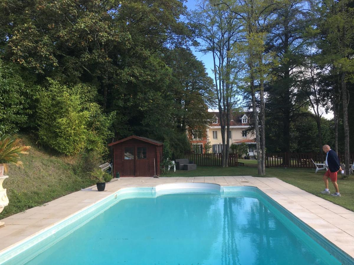 Manoir De L'Epine Bed and Breakfast Saint-Séverin Eksteriør billede